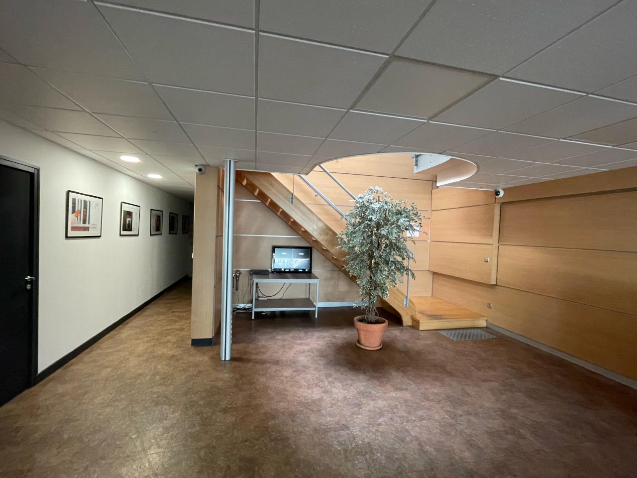 Bureau Mont-Saint-Aignan 864m² Location bureau Mont-Saint-Aignan Seine-Maritime OLBUR2427699 10
